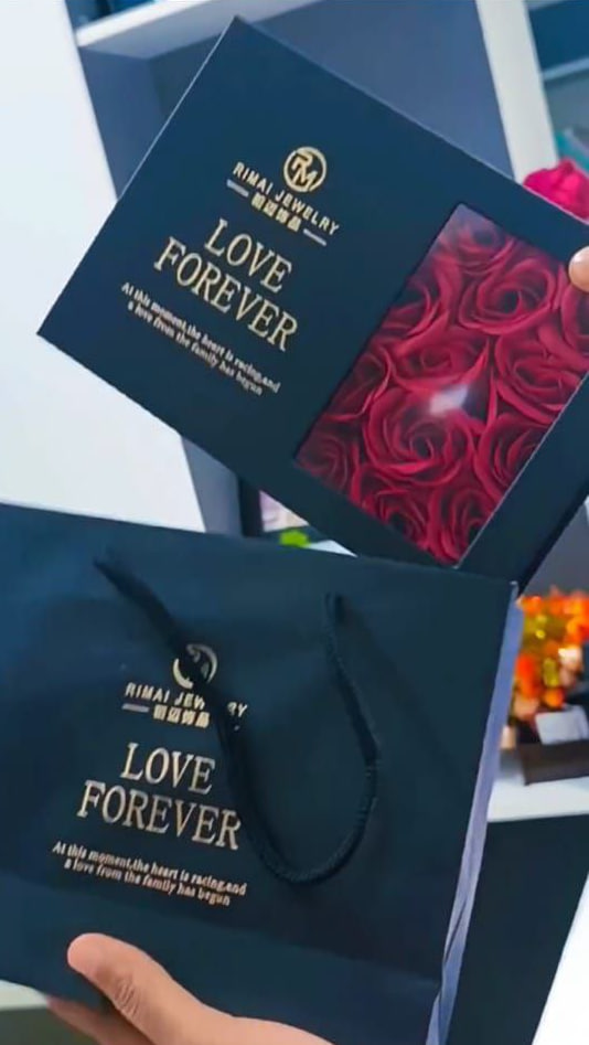 Red Rose Gift Set with Pearl Necklace